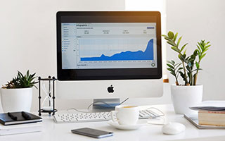 郑钦文回应不敌高芙 和她对决就非常艰难