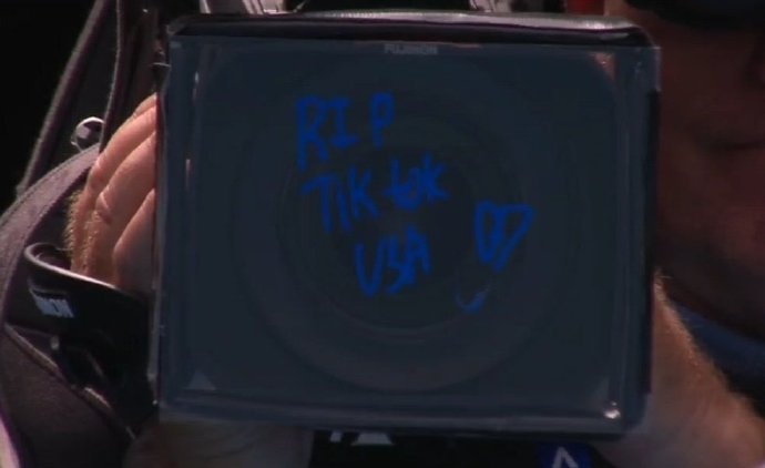 png电子平台高芙：预感Tiktok未来还会回美国的，下架后我应该会被迫多读点书