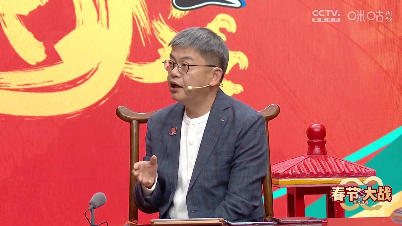 电子png游戏解说谈凡博：我看到的不是小曾 是未来10年中国男篮3号位的答案