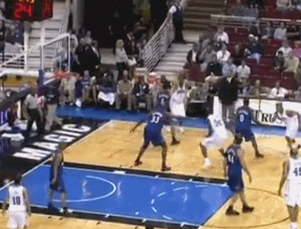 png电子平台长枪白马！21年前的今天：麦迪轰下生涯最高62分 率魔术击退奇才