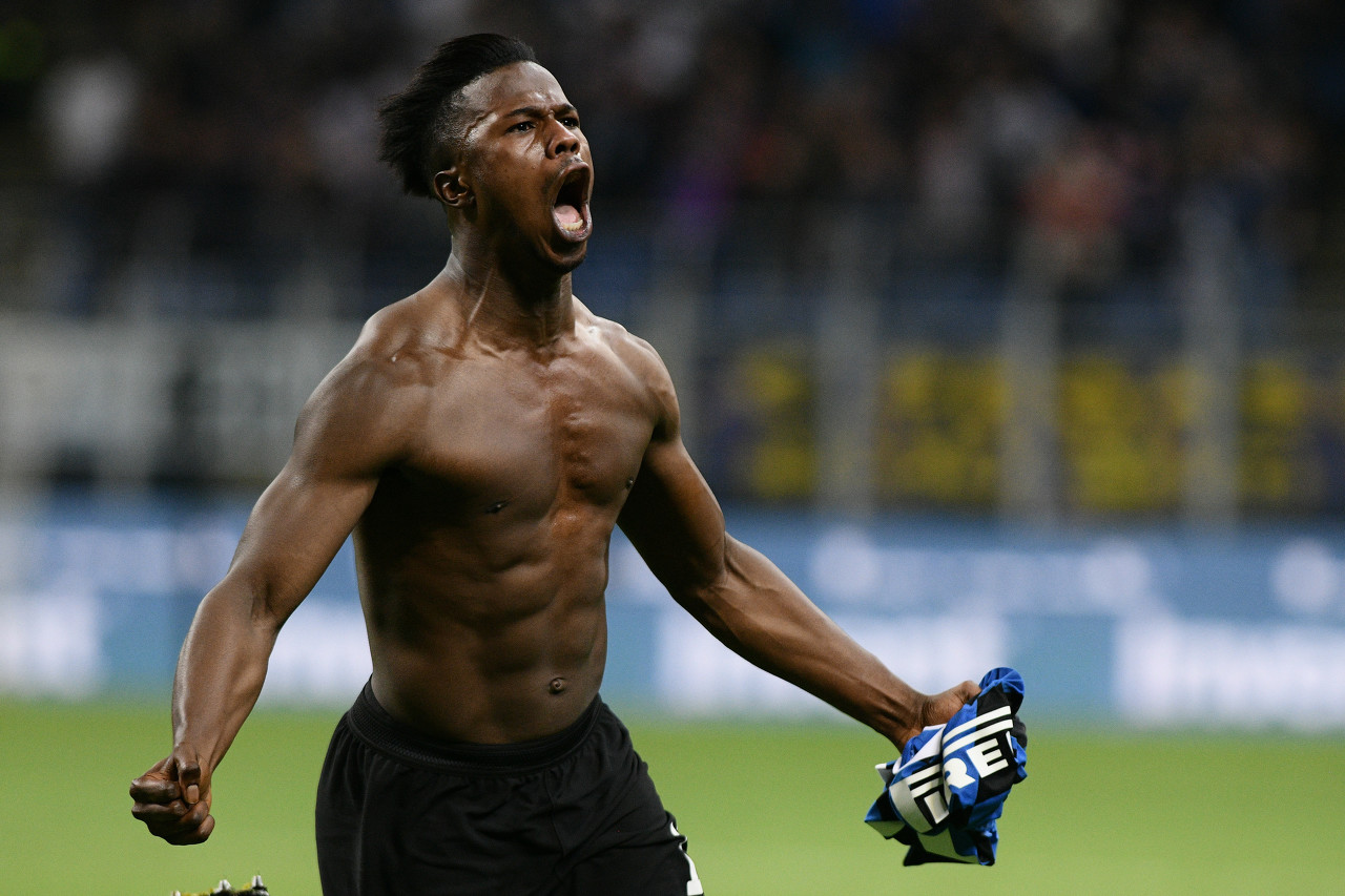 png电子第3顶绿帽😲阿媒：伊卡尔迪指认前阿根廷国脚法齐奥通奸旺达