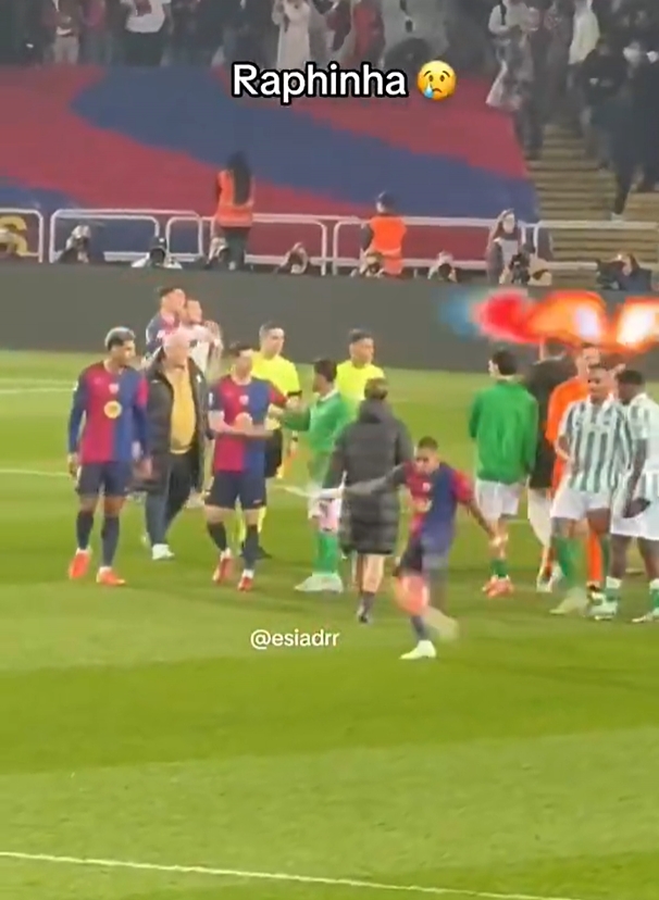 电子png游戏拉菲尼亚和特尔施特根内讧？西媒：无实质冲突，只是不满裁判判罚