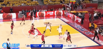 png电子官网😲闪转腾挪！张宁转身过掉胡明轩再对抗吉伦沃特拉杆上篮得分