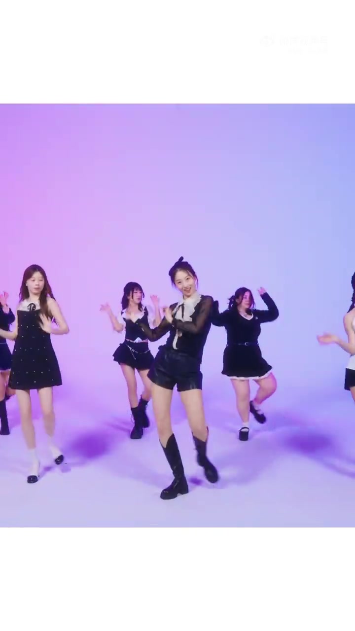 png电子老婆打窝？PCL解说joy分享视频：看下我老婆的胜利之舞什么水平