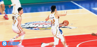 png电子平台老辣！李晓旭跟防滴水不漏 纵身起飞压哨钉板大帽葛浩然