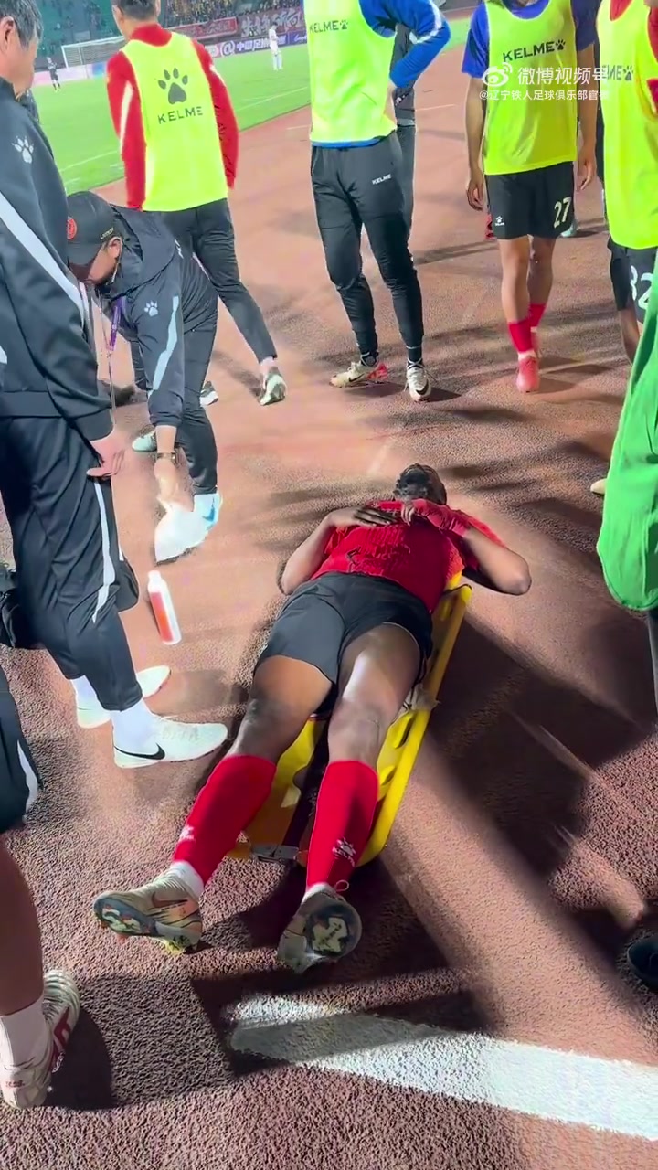 png电子伤情通报：姆本扎左腿股二头肌长头损伤，预计恢复期为4-6周