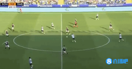 png电子官网还是那个狼王！48岁托蒂慈善赛打进中圈超远吊射，门将无可奈何